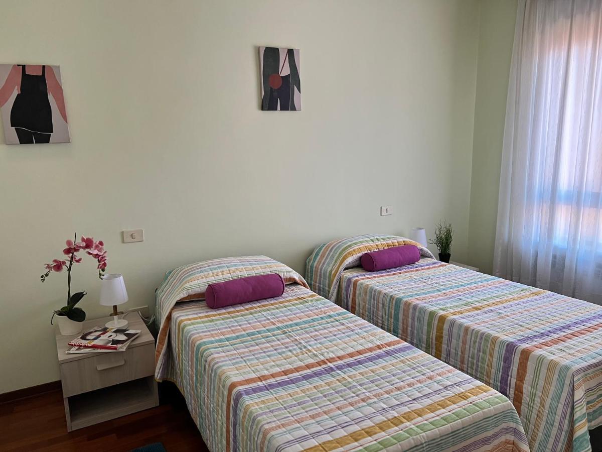 Bnbook Figino Rho Fiera, 2 Da Letto E 2 Bagni Appartement Pero